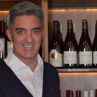 Carlos Bosch, gerente en El Portal: “Nuestra filosofía es servir los vinos por copas para democratizar su consumo”